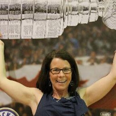 Profile Picture of Chrissy Dumont (@hansenpq1950) on Twitter