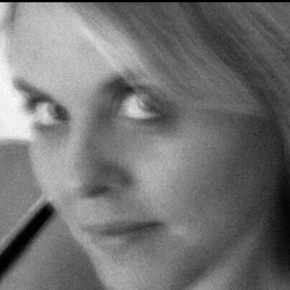Profile Picture of Lori Page (@lori481) on Poshmark