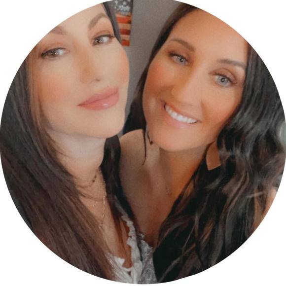 Profile Picture of Kristyn Michael (@kristynmichael) on Poshmark