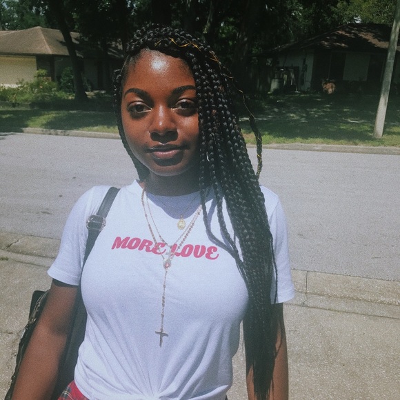 Profile Picture of Christina Severe (@tinasevere) on Poshmark