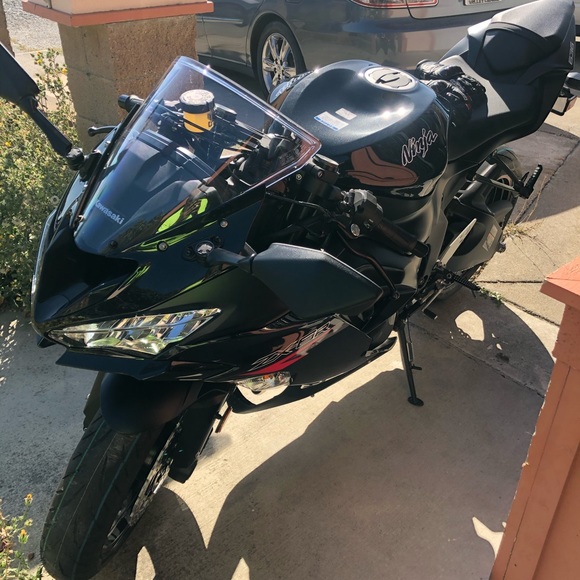 Profile Picture of Edward Graham (@edwardgraham07) on Poshmark