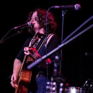 Profile Picture of Mandy Connell (@mandyconnellmusic) on Instagram