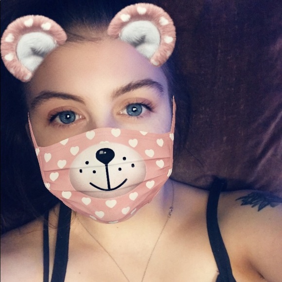 Profile Picture of Amber Ruggles (@amberruggles98) on Poshmark