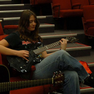 Profile Picture of Asher Papich (@Asher_Jade) on Twitter