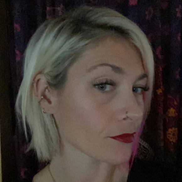Profile Picture of Christa Rowland bitzer (@christarowla195) on Poshmark