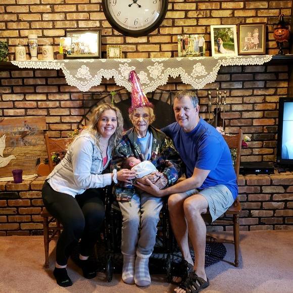 Profile Picture of Allison Mussack (@mussackaa) on Poshmark