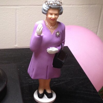 Profile Picture of Silvia Swann (@silswann) on Twitter