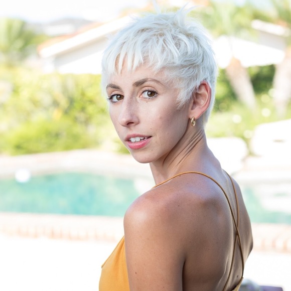 Profile Picture of Kendall Webber (@kendall_webber) on Poshmark