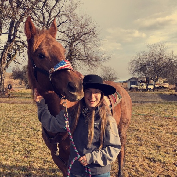 Profile Picture of Paige Layman (@p_layman) on Poshmark