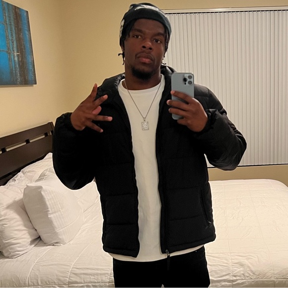 Profile Picture of Kyle Cass (@kcass19) on Poshmark