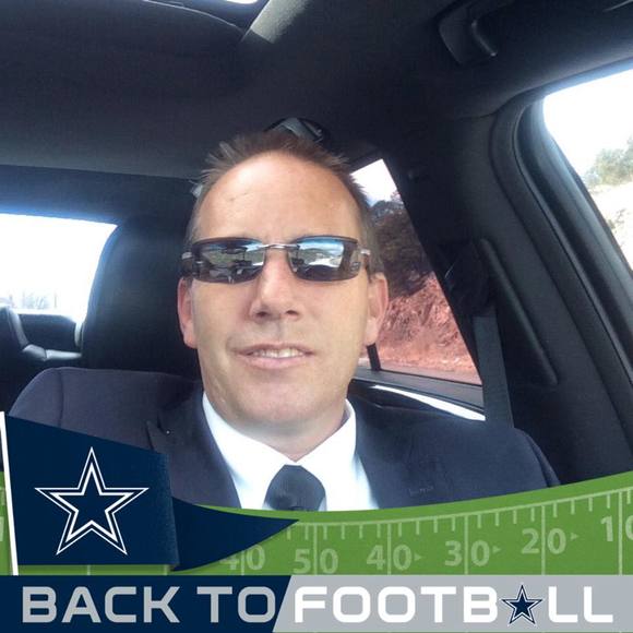 Profile Picture of Michael Hart (@mhart505) on Poshmark