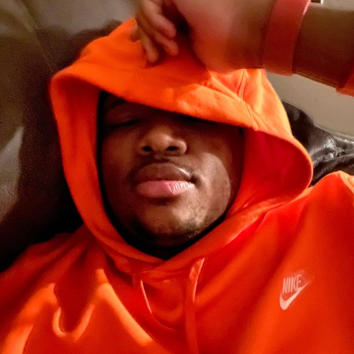 Profile Picture of Devin (@tallguydev) on Tiktok