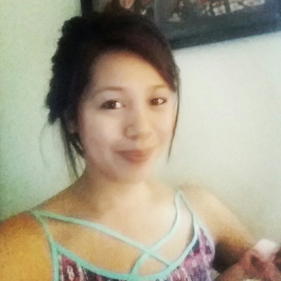 Profile Picture of Myanh Nguyen (@lfjqhfajk) on Poshmark