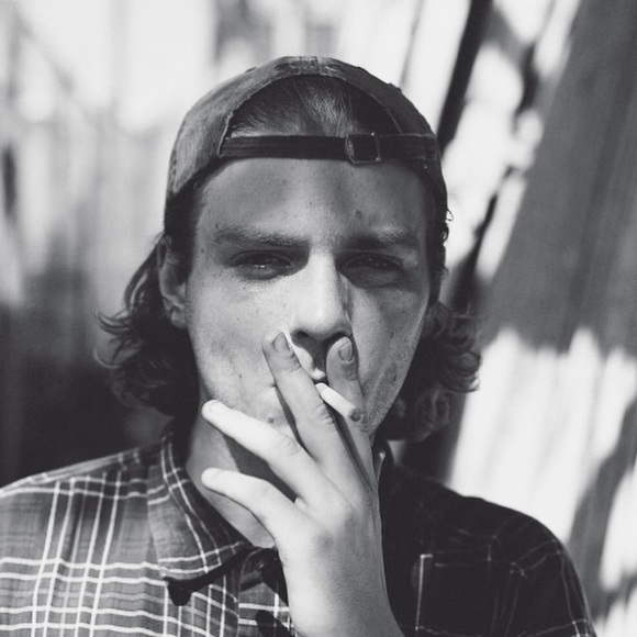 Blake Roden - Poshmark Profile Picture of Blake Roden (@broden5150) on Poshmark