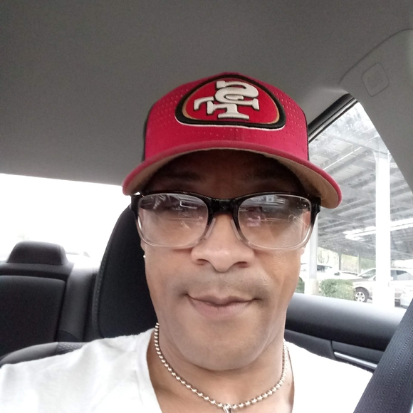 Profile Picture of Darryl Jefferson (@aj2014) on Poshmark
