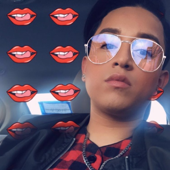 Profile Picture of Edison Guaranda (@chino79_) on Poshmark