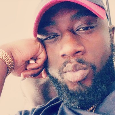 Profile Picture of Carl Steve (@moi_carly) on Twitter