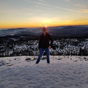 Profile Picture of Simon Grassinger (@GrassingerSimon) on Twitter