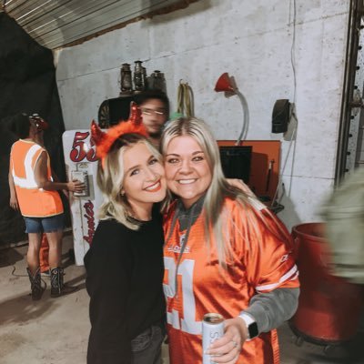 Profile Picture of Claire Edmonds (@claire_edmonds) on Twitter