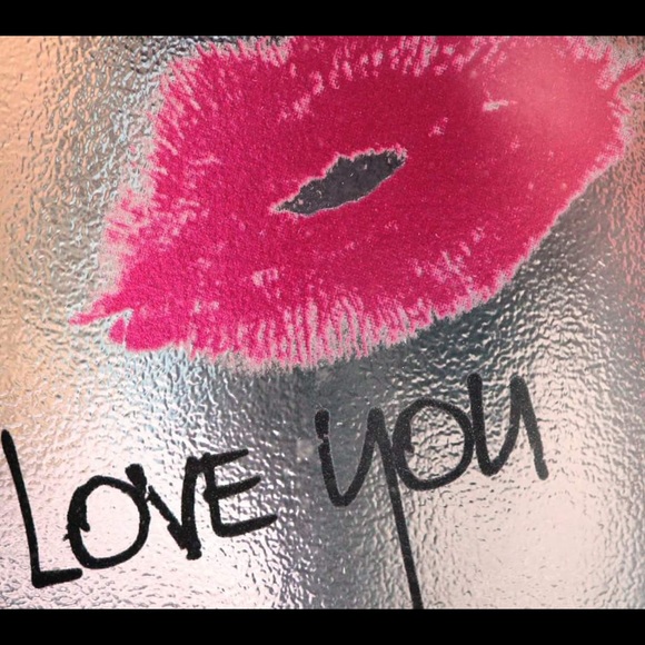 Profile Picture of Shellie Dial (@shelliedial) on Poshmark