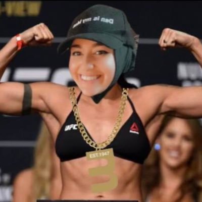 Profile Picture of Midget Daniella (@ConesJones1) on Twitter