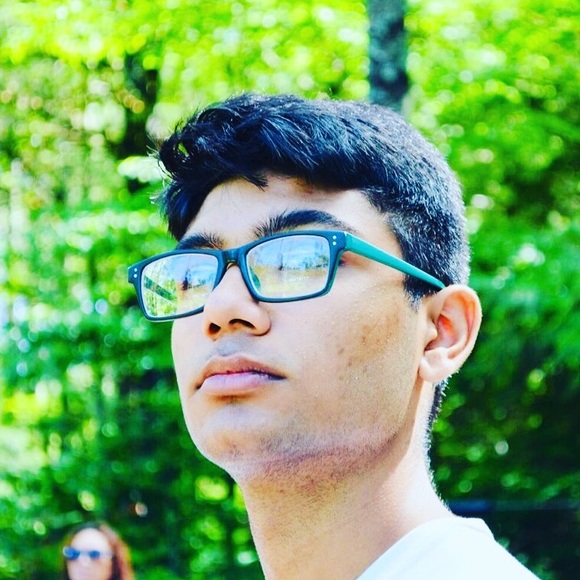 Profile Picture of Gursimran Singh (@gursimran4490) on Poshmark
