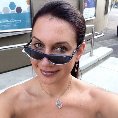 Profile Picture of Victoria Ordin (@victorian_chick) on Twitter