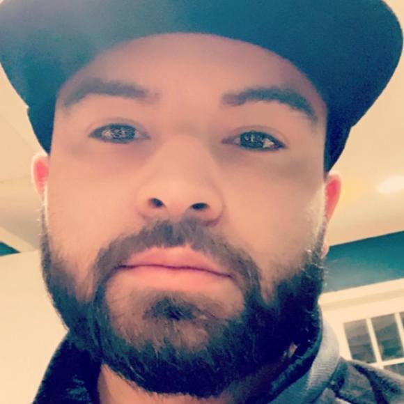 Profile Picture of Carlos Adrian (@diaz59033) on Poshmark