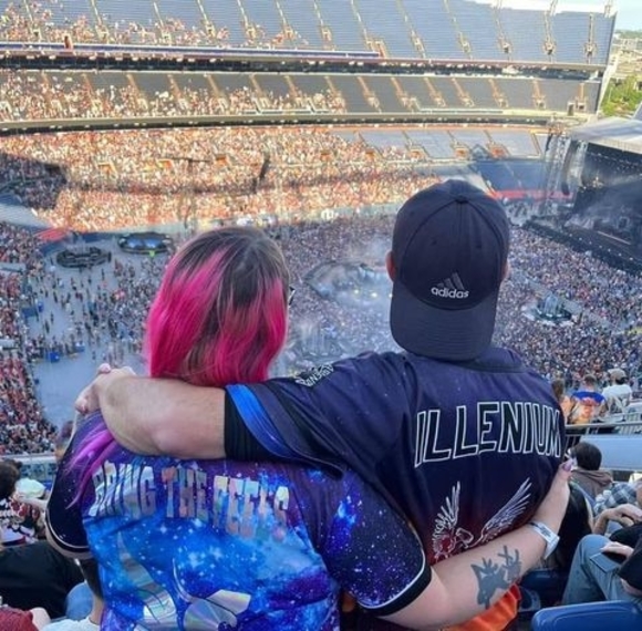 Profile Picture of Carol Meckes (@rainebowe73) on Poshmark