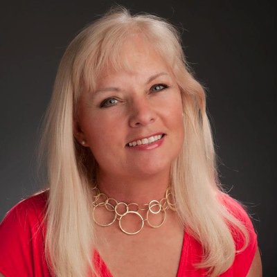 Profile Picture of Jeannie C Collins (@JeannieCCollins) on Twitter