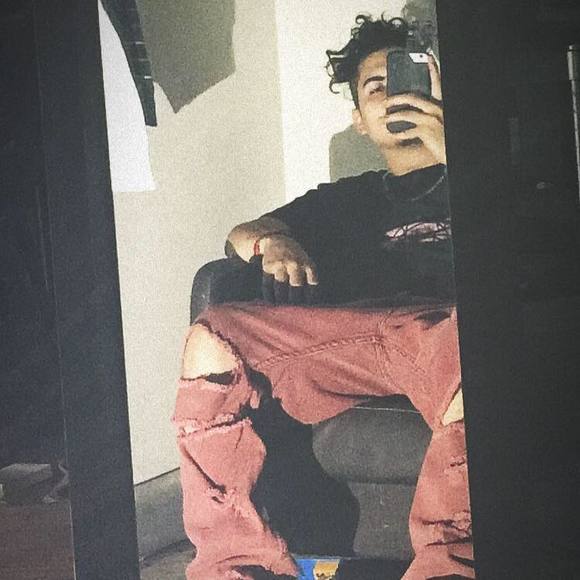 Profile Picture of Richie Blazess (@richieblazess) on Poshmark