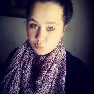 Profile Picture of Vicky Dicks (@vicky.dicks.98) on Facebook