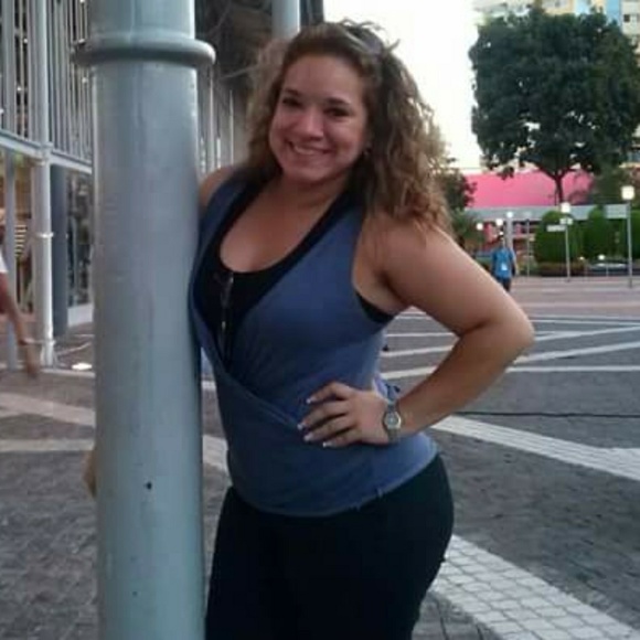 Profile Picture of Ingrid Basante (@ijbasante) on Poshmark