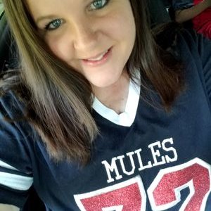 Profile Picture of Paula Kay Phillips (@MulesMama15) on Twitter