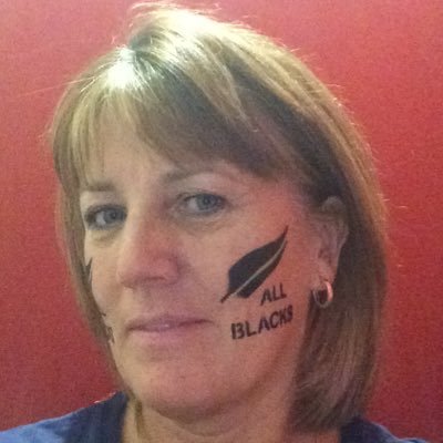 Profile Picture of Pauline Scott (@paulinescott51) on Twitter