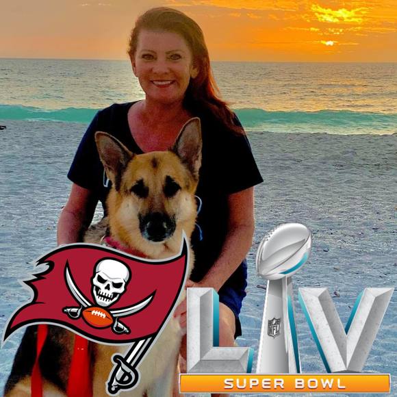 Profile Picture of Marcy Massey (@marcymassey) on Poshmark