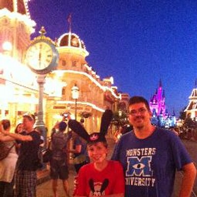 Profile Picture of MeenSeen (@Sean_Mullin_) on Twitter