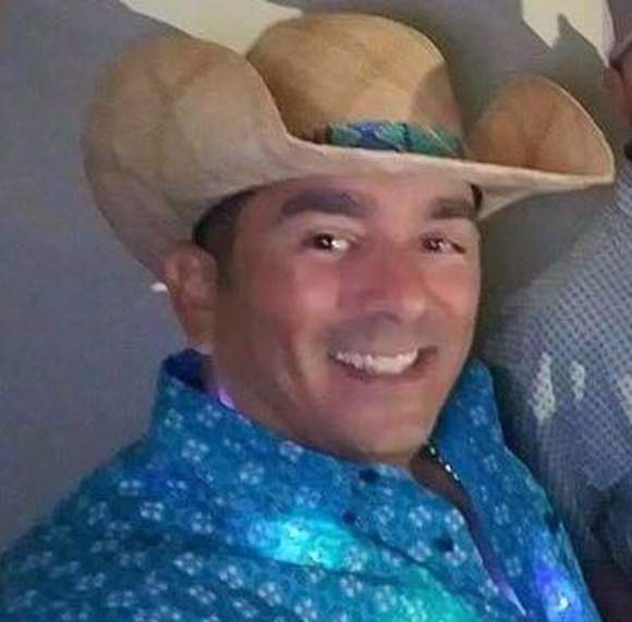Profile Picture of John Balderrama (@johnbalderrama) on Poshmark