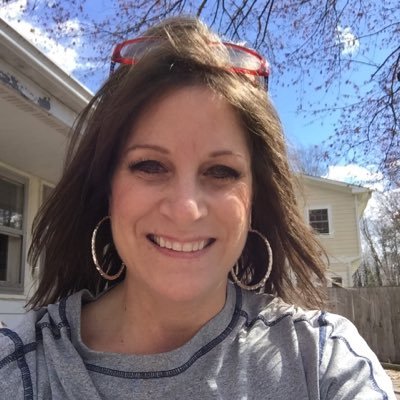 Profile Picture of Emma James (@EmmaJamesCSI) on Twitter