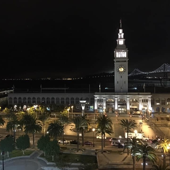 Profile Picture of James Richardson (@jamesrichard495) on Poshmark