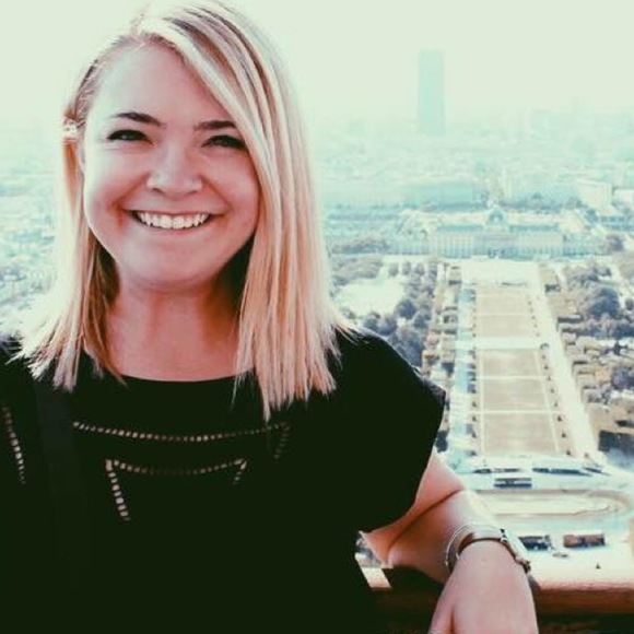 Profile Picture of Lucy Shaw (@lucyshaw) on Poshmark