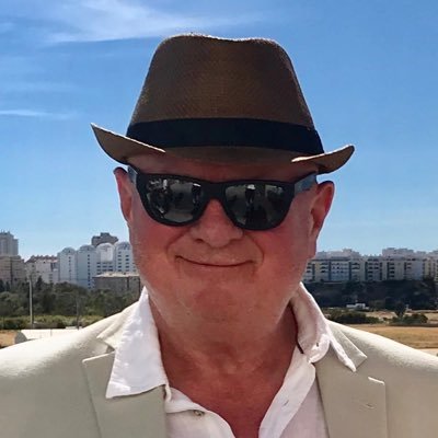 Profile Picture of Nick Rosenberg (@doggydivemaster) on Twitter