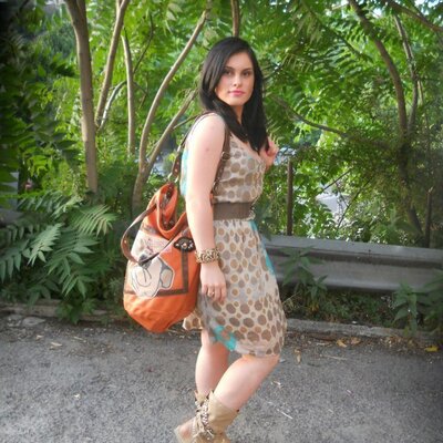 Profile Picture of Ralucutza (@LoryRall) on Twitter