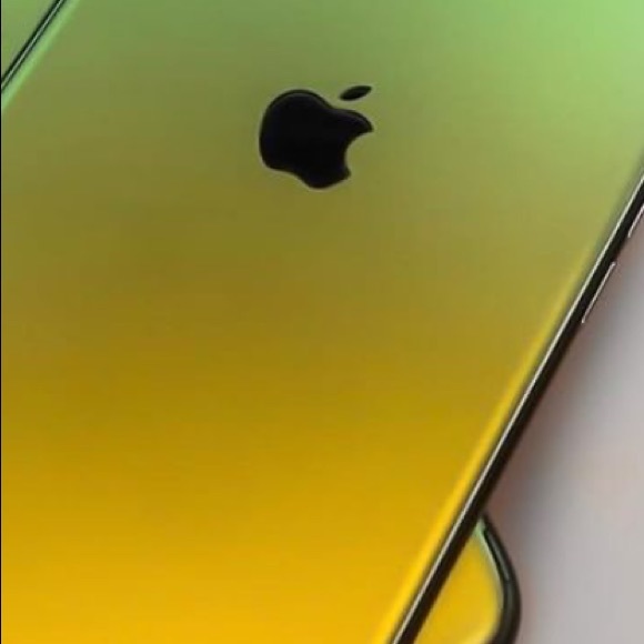 Profile Picture of Gilbert Rodriguez (@vgilbert19) on Poshmark