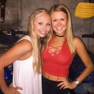 Profile Picture of Olivia Weldon (@oliviaweldon) on Twitter