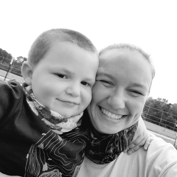 Brooks Easterling - Poshmark Profile Picture of Brooks Easterling (@jbe2016) on Poshmark