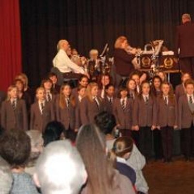 Profile Picture of Frances Maynard (@frances_maynard) on Twitter