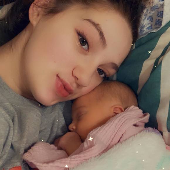 Profile Picture of Timberly Buskill (@thesassyone_3) on Poshmark