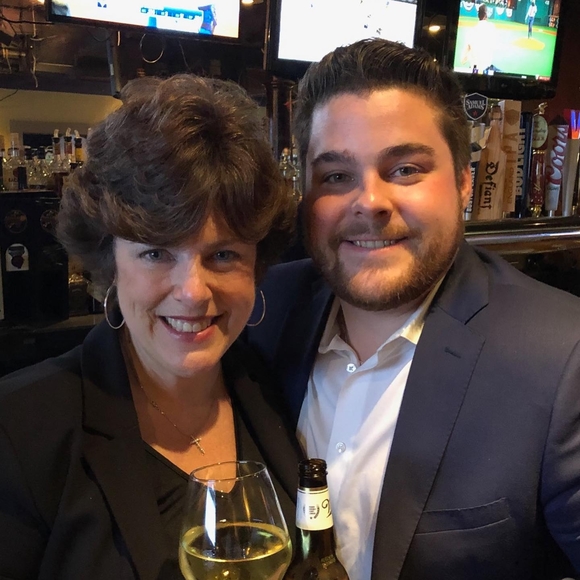 Profile Picture of Christopher Weber (@cweb3) on Poshmark