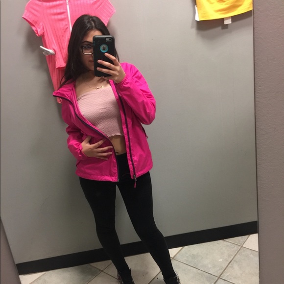 Profile Picture of Cassandra Rodriguez (@casrdrgz) on Poshmark